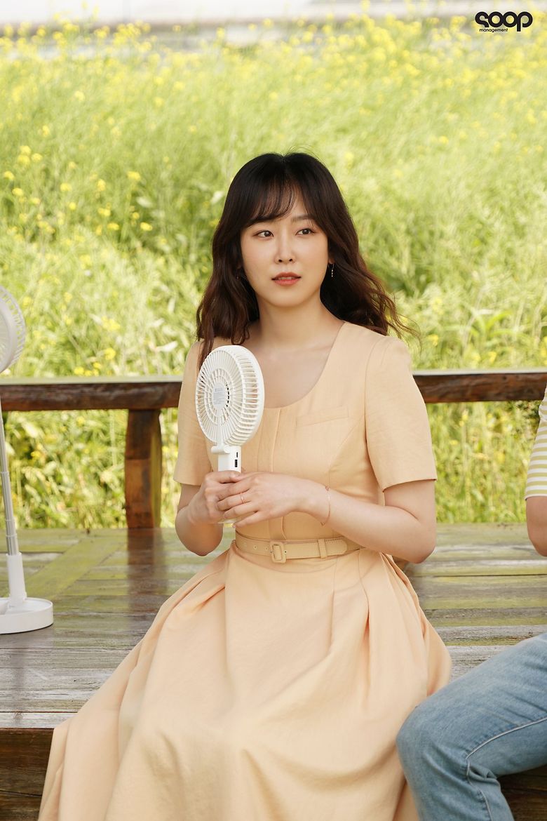 Seo HyunJin, Drama Poster Shooting Of "You Are My Spring" Behind-the-Scene - Part 2