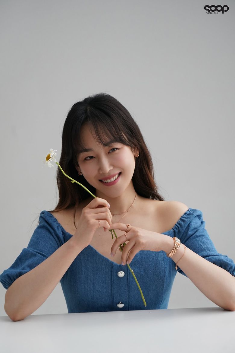 Seo HyunJin, Photoshoot Behind-the-Scene - Part 2