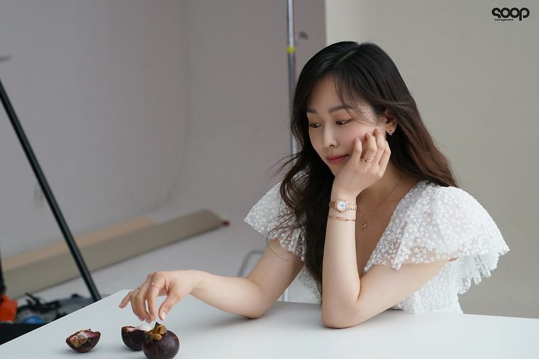 Seo HyunJin, Photoshoot Behind-the-Scene - Part 2