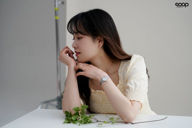 Seo HyunJin, Photoshoot Behind-the-Scene - Part 2