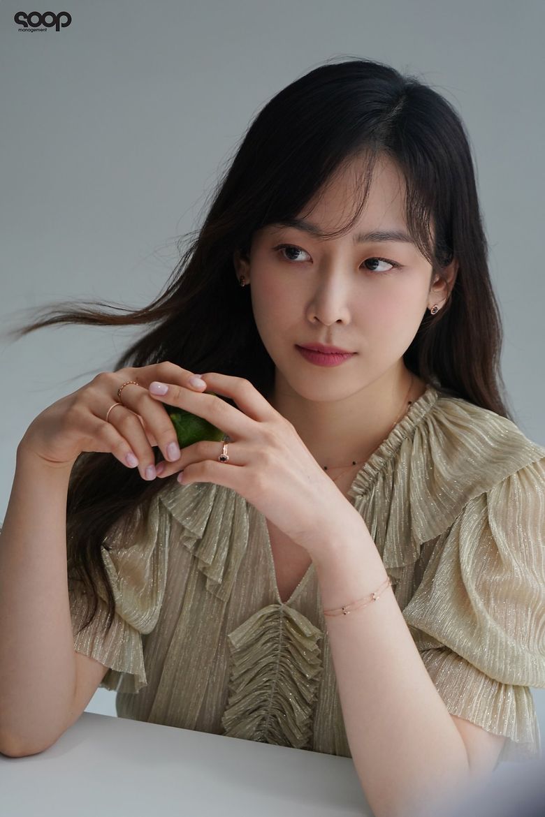 Seo HyunJin, Photoshoot Behind-the-Scene - Part 2