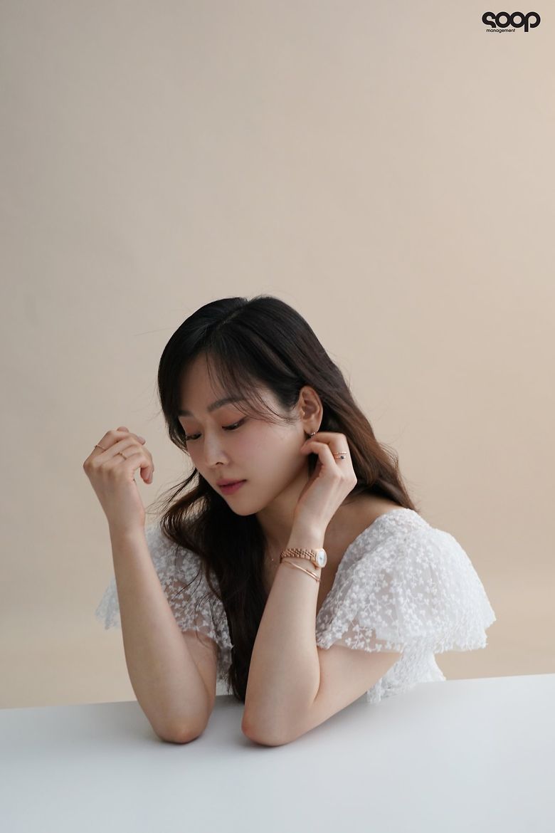 Seo HyunJin, Photoshoot Behind-the-Scene - Part 2