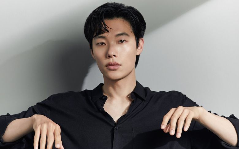 Ryu JunYeol For VOGUE Korea Magazine July Issue