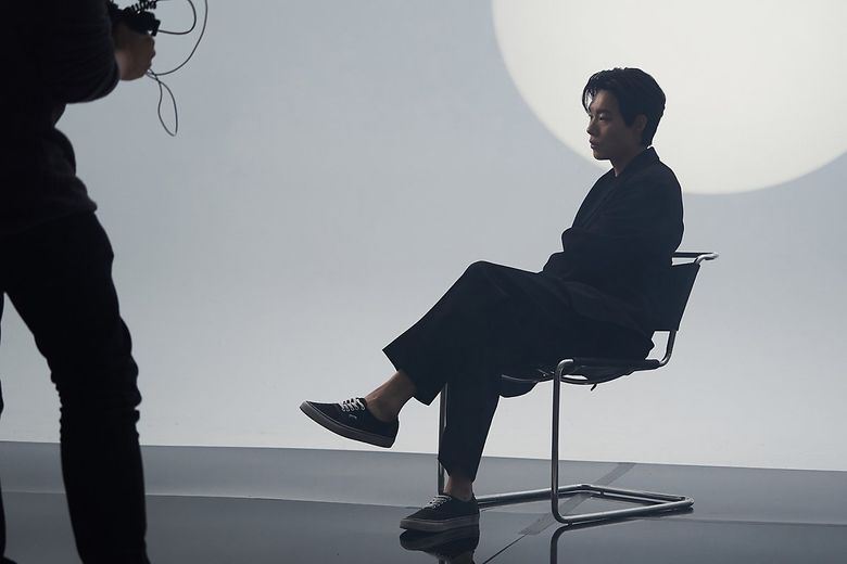 Ryu JunYeol For VOGUE Korea Magazine July Issue Behind-the-Scene