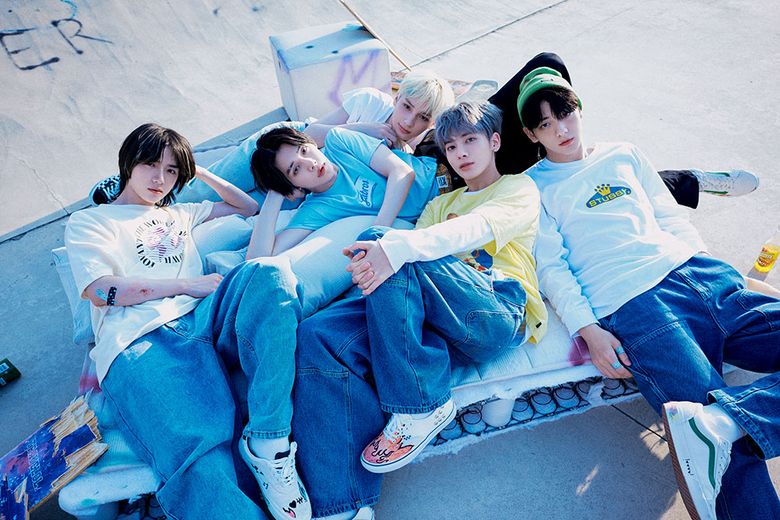 TXT 2nd Full Repackage Album "The Chaos Chapter : Fight or Escape" Concept Photo (Fight Together Ver.) #1