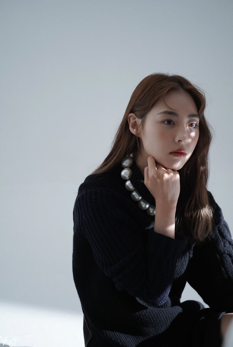 Lee YeonHee For SINGLES Magazine September Issue Behind Shooting Scene