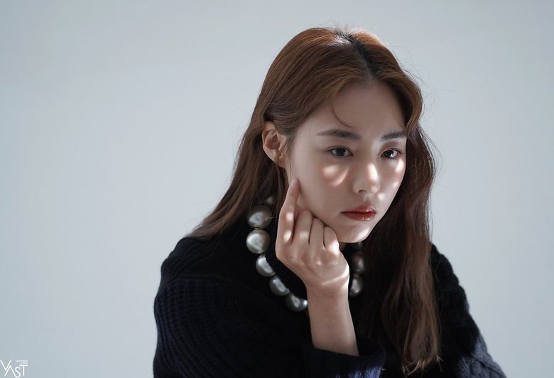 Lee YeonHee For SINGLES Magazine September Issue Behind Shooting Scene