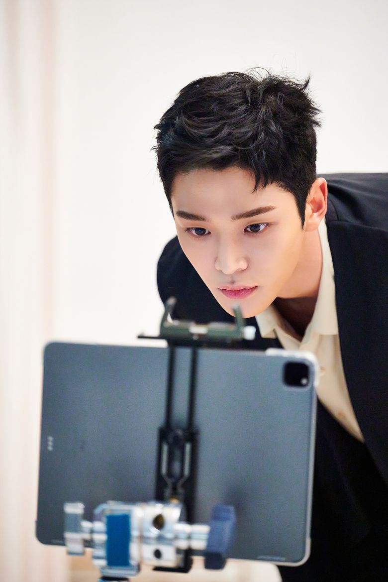 SF9's RoWoon For Marie Claire Magazine October Issue Behind-the-Scene