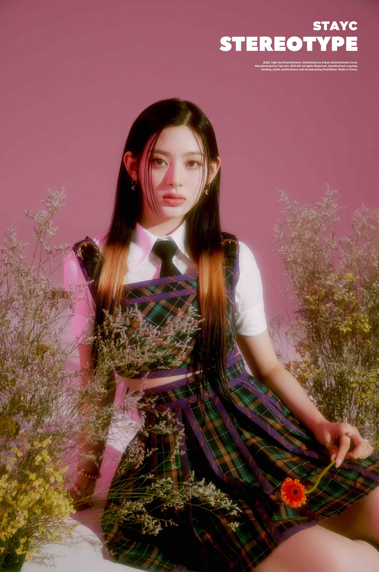 Top 10 Most Beautiful Rookie Idols According To Kpopmap Readers  September 2021  - 5