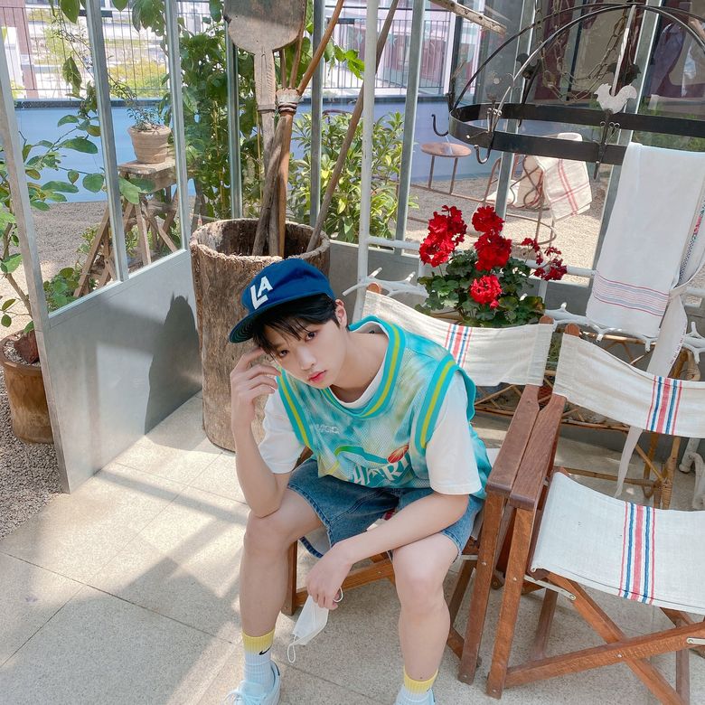 MIRAE's Son DongPyo Boyfriend Material Pictures