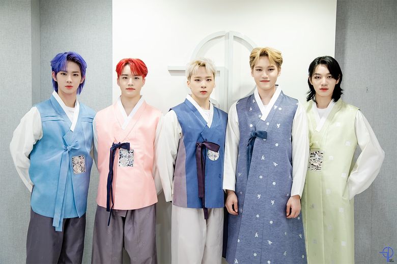 36 K Pop Idols Who Posted Pictures In Their Traditional Clothes For Chuseok  - 80