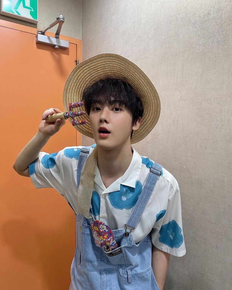 ASTRO s Yoon SanHa Is An Adorable Farmer In Latest Instagram Photo  - 3