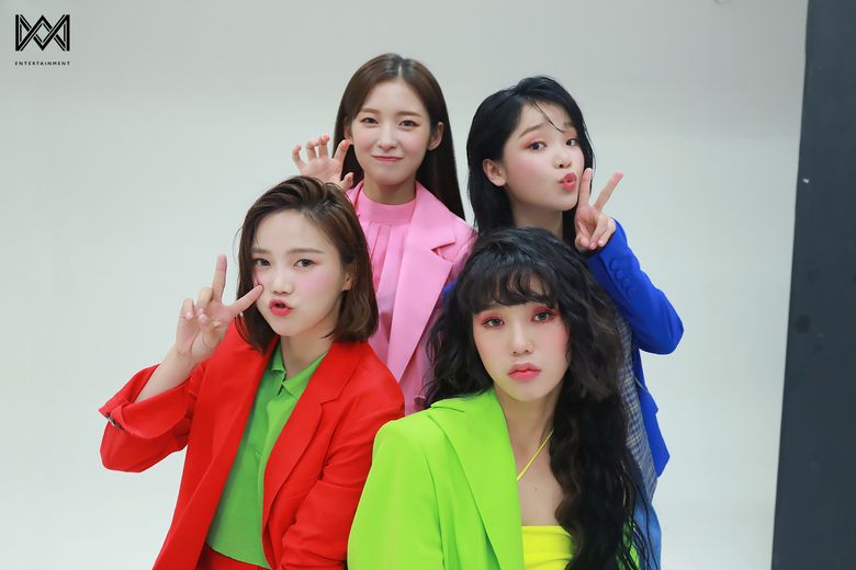 OH MY GIRL For Billboard Korea Magazine Vol.6 Behind-the-Scene - Part 2