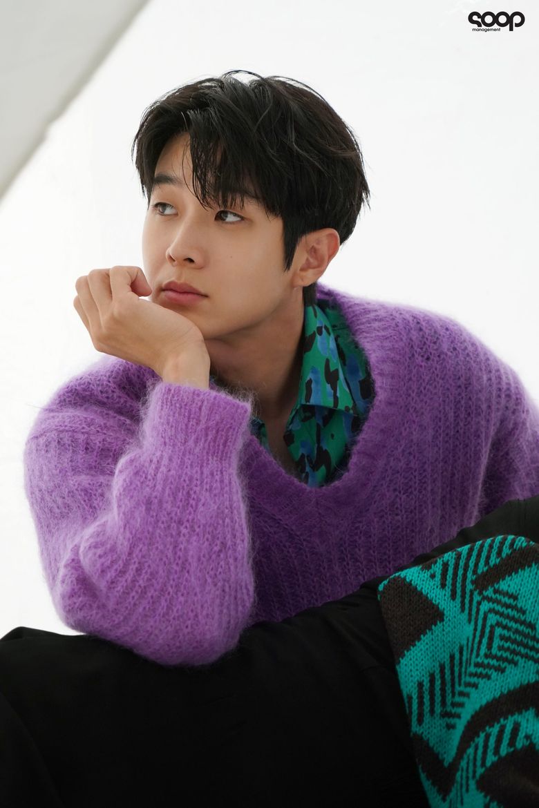 Choi WooShik For COSMOPOLITAN Korea Magazine November Issue Edition Behind-the-Scene