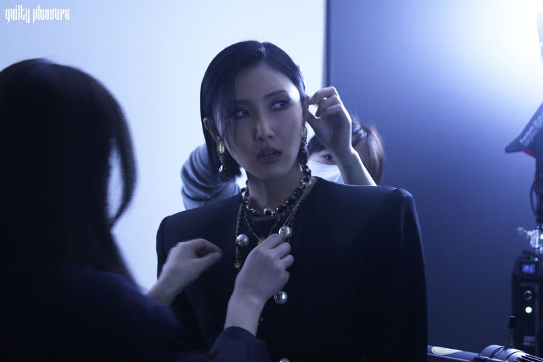 HwaSa, Album Cover Shooting Of ‘Guilty Pleasure’ Behind-the-Scene