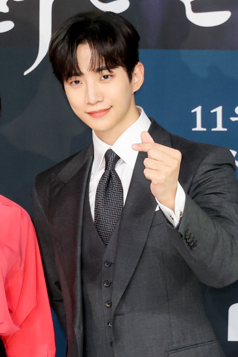 JunHo, “The Red Sleeve” Press Conference Behind-the-Scenes