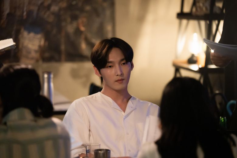 SF9 ZuHo, Drama “Heartbeat Broadcasting Accident” Set Behind-the-Scene