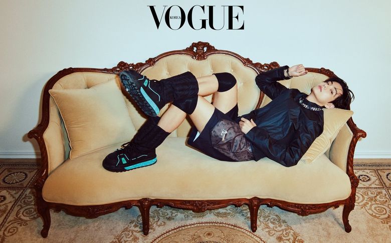 V (BTS) For VOGUE Korea Magazine January Cover Issue