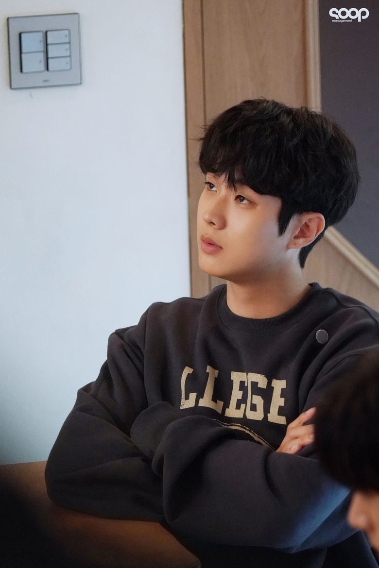 Choi WooShik, Drama "Our Beloved Summer" Set Behind-The-Scene - Part 2