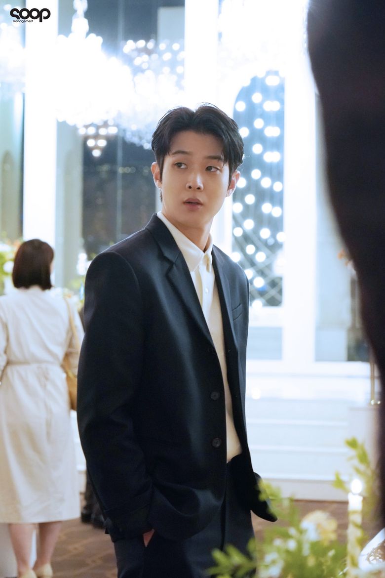 Choi WooShik, Drama "Our Beloved Summer" Set Behind-The-Scene - Part 2