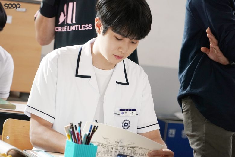 Choi WooShik, Drama "Our Beloved Summer" Set Behind-The-Scene - Part 1