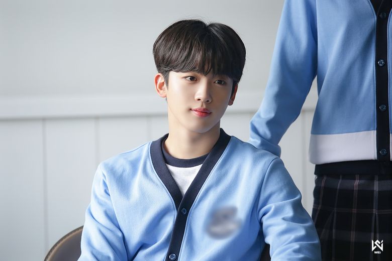 WEi's Kim YoHan, Shooting Of SMART School Uniform Commercial Behind-the-Scene - Part 2