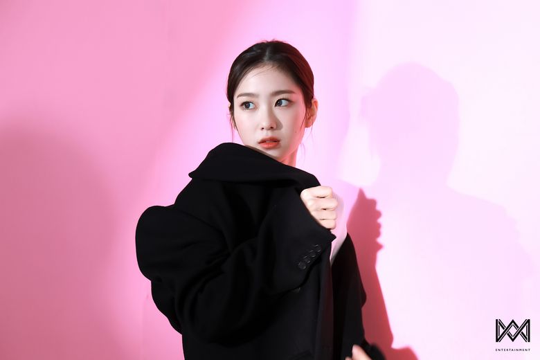 OH MY GIRL's JiHo For Y Magazine Vol.03 Behind-the-Scene