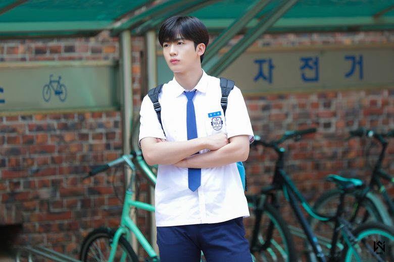 WEi's Kim YoHan, Drama "School 2021" Set Behind-the-Scene - Part 1