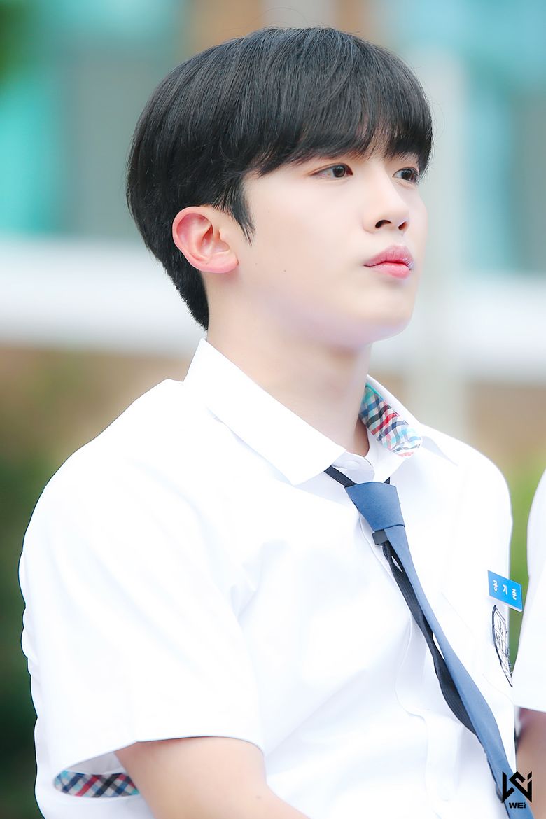 WEi's Kim YoHan, Drama "School 2021" Set Behind-the-Scene - Part 1