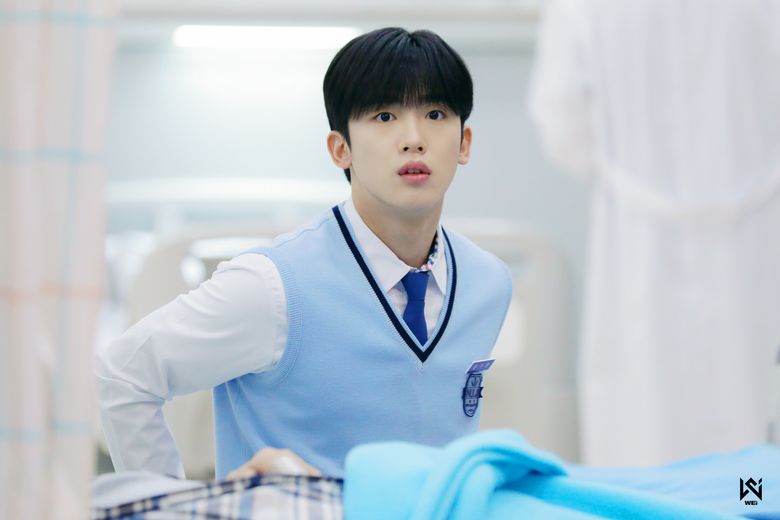 WEi's Kim YoHan, Drama "School 2021" Set Behind-the-Scene - Part 2