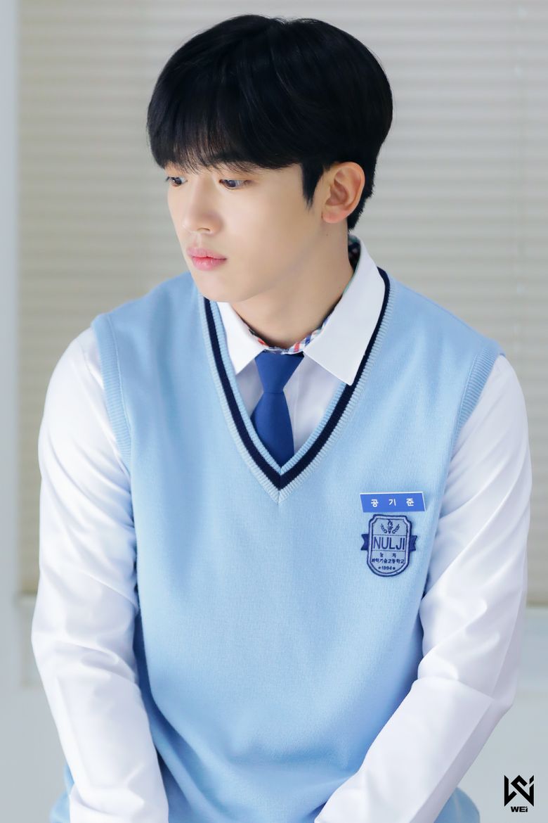 WEi's Kim YoHan, Drama "School 2021" Set Behind-the-Scene - Part 2