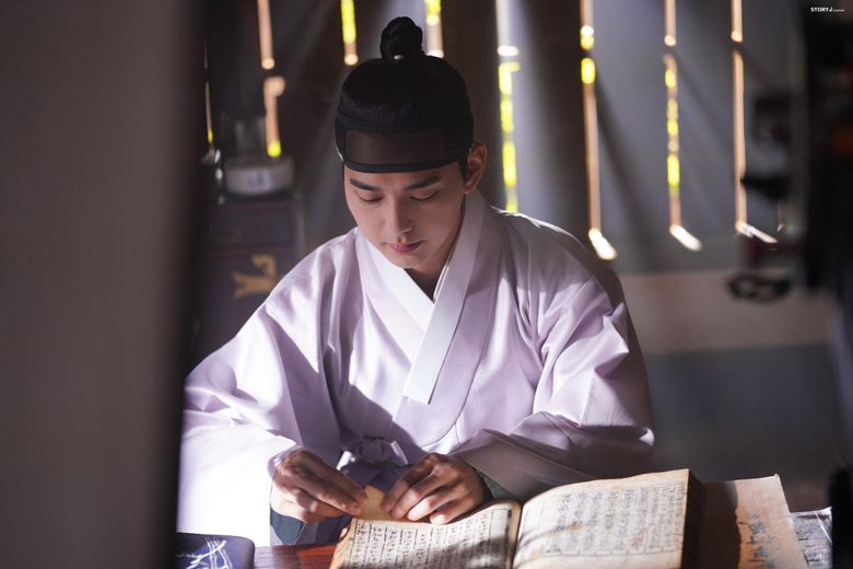 Yoo SeungHo, Drama “Moonshine” Set Behind-the-Scene - Part 2