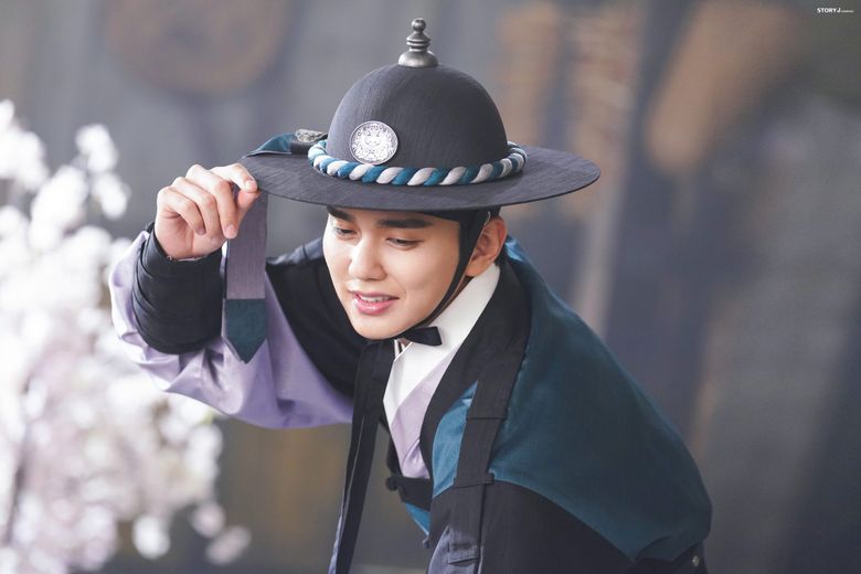 Yoo SeungHo, Drama Poster Shooting Of "Moonshine" Behind-the-Scene - Part 1