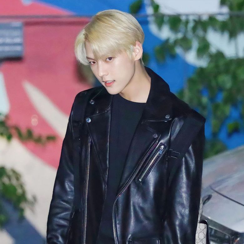 10 K Pop Idols Who Shine Brightly In Blonde Hair  - 47