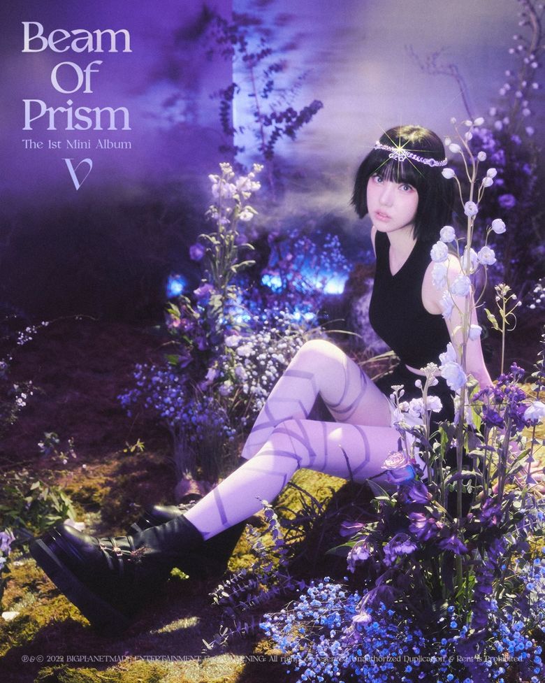 VIVIZ The 1st Mini Album "Beam Of Prism" Concept Photo 1