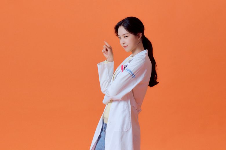 Apink's Son NaEun, Drama Poster Shooting Of "Ghost Doctor" Behind-the-Scene