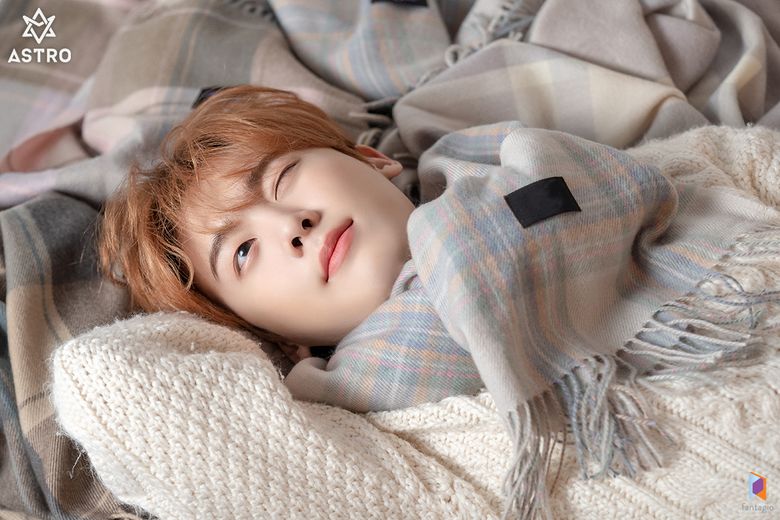 ASTRO's Yoon SanHa For Almost Blue Behind-the-Scene