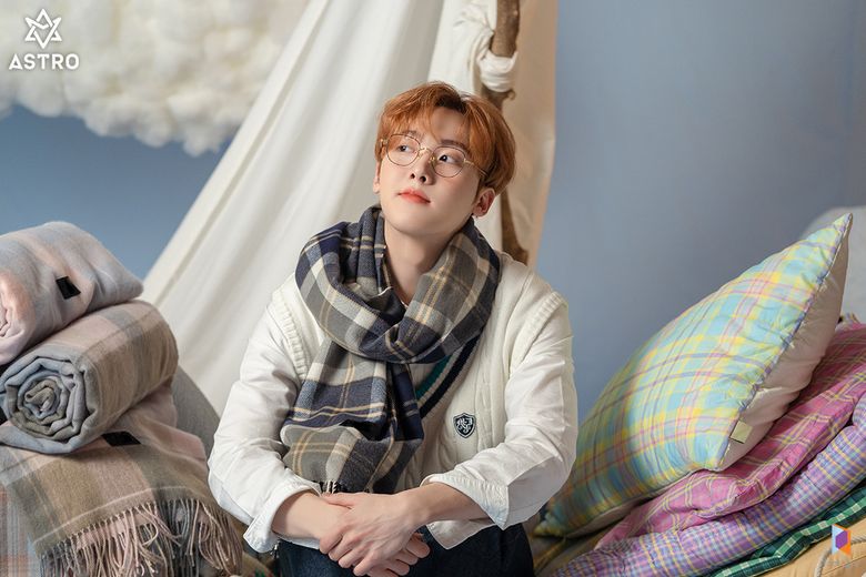 ASTRO's Yoon SanHa For Almost Blue Behind-the-Scene