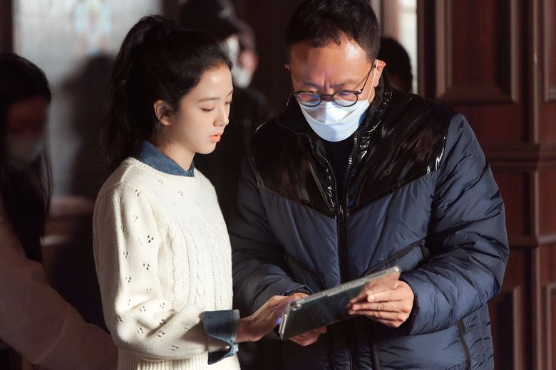 BLACKPINK's JiSoo, Drama "Snowdrop" Set Behind-the-Scene - Part 1