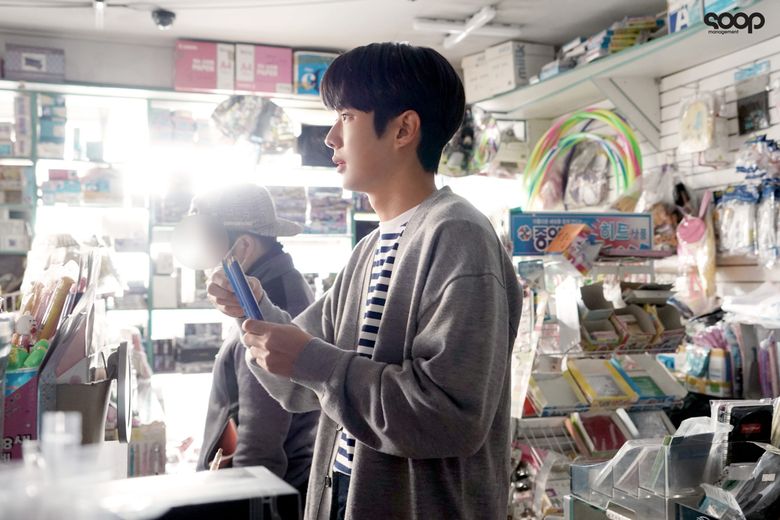 Choi WooShik, Drama “Our Beloved Summer” Set Behind-the-Scene - Part 1