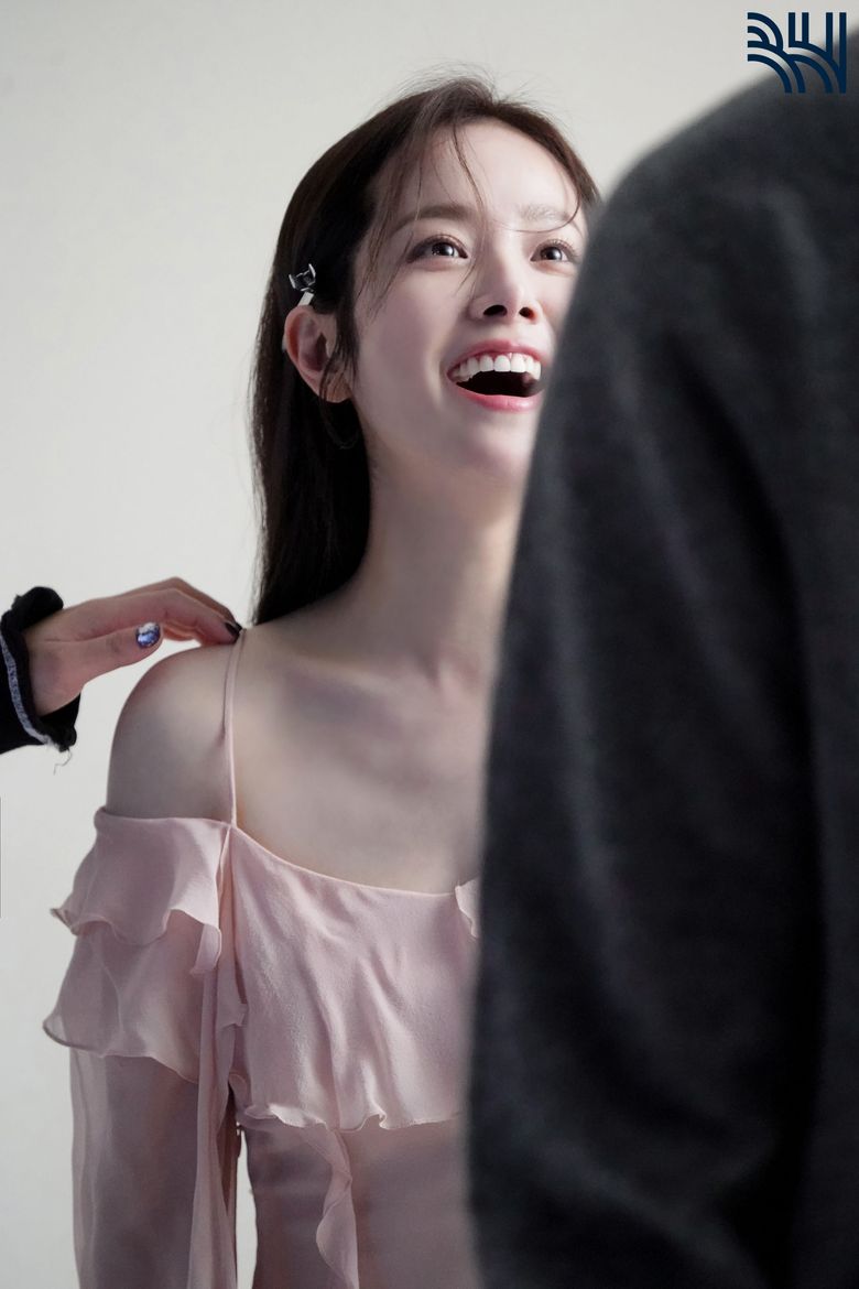 Han JiMin For 1st Look Korea Magazine Vol.231 Behind-the-Scene