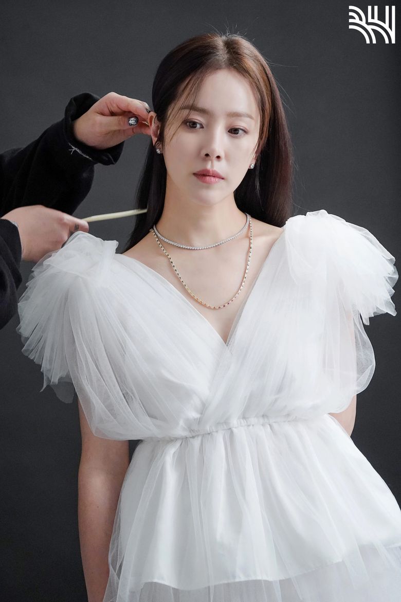 Han JiMin For 1st Look Korea Magazine Vol.231 Behind-the-Scene