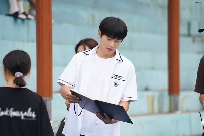 Kim SungCheol, Drama "Our Beloved Summer" Set Behind-the-Scene - Part 1