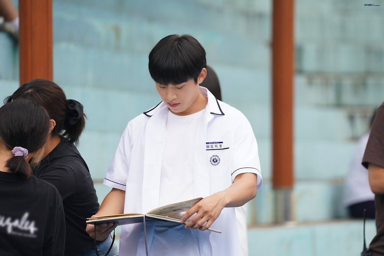 Kim SungCheol, Drama "Our Beloved Summer" Set Behind-the-Scene - Part 1