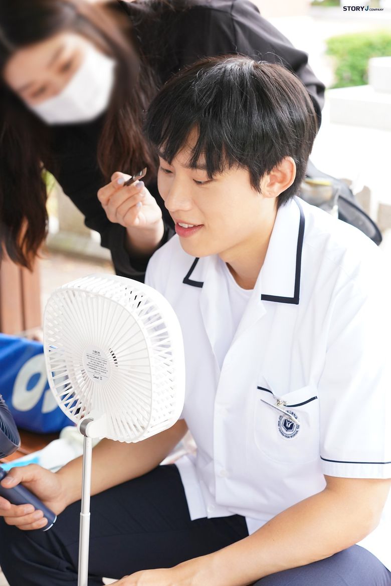 Kim SungCheol, Drama "Our Beloved Summer" Set Behind-the-Scene - Part 2