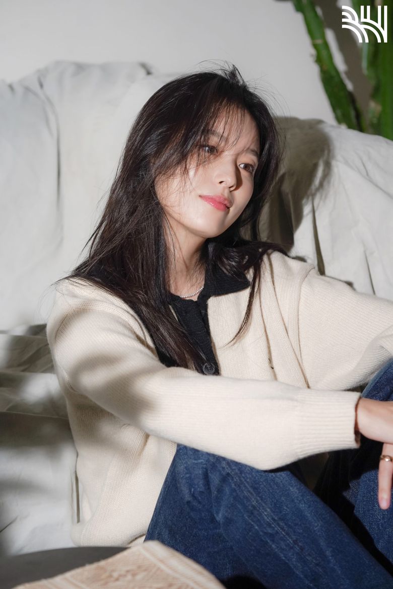 Behind-the-Scenes of New Profile Photography Site of Han HyoJoo