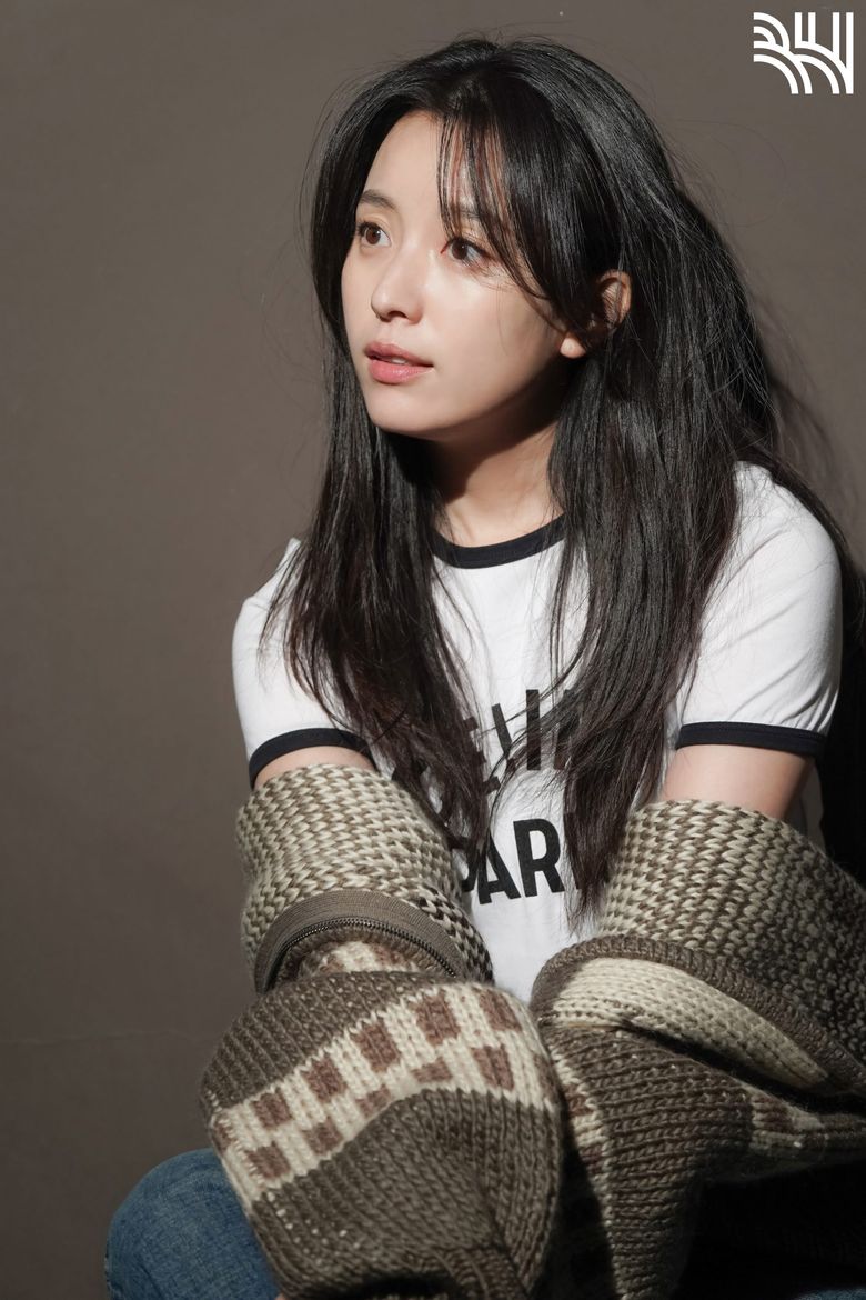 Behind-the-Scenes of New Profile Photography Site of Han HyoJoo