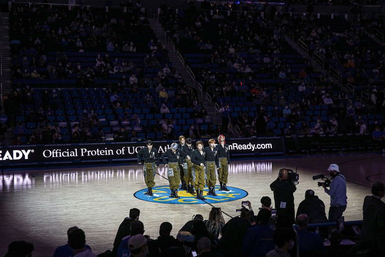 GHOST9 Perform NCAA Halftime Show Photos