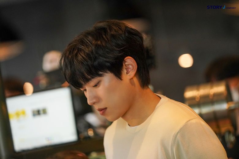 Kim SungCheol, Commercial Shooting Behind-the-Scene