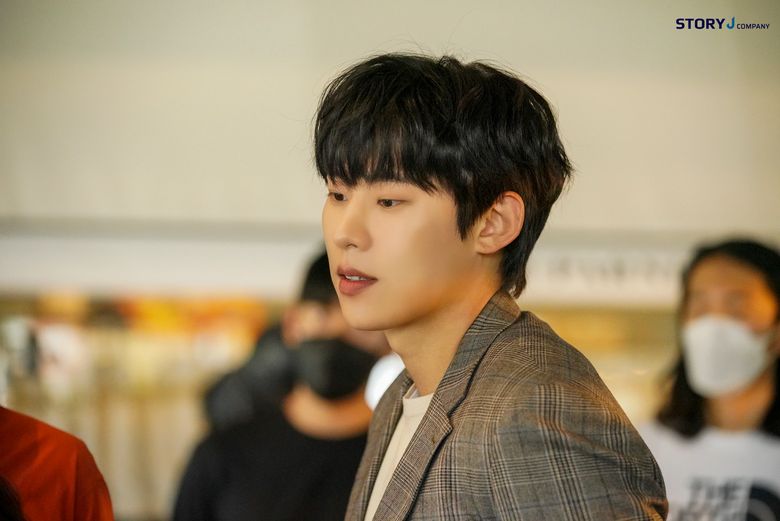 Kim SungCheol, Commercial Shooting Behind-the-Scene